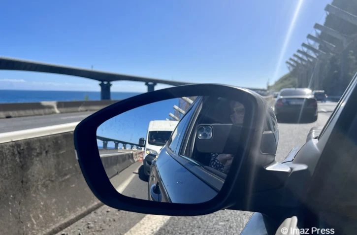 embouteillage route du littoral en direction de saint-denis