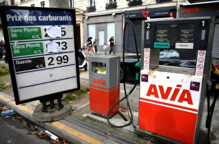 La grève continue à TotalEnergies, le gouvernement demande aux grévistes "de ne pas bloquer le pays"
