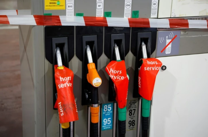 Carburants: un "emballement" à la pompe avant la redoutée baisse des ristournes