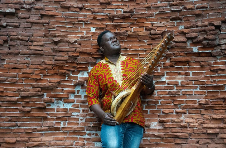Madia - Culture - Musique - Bisik