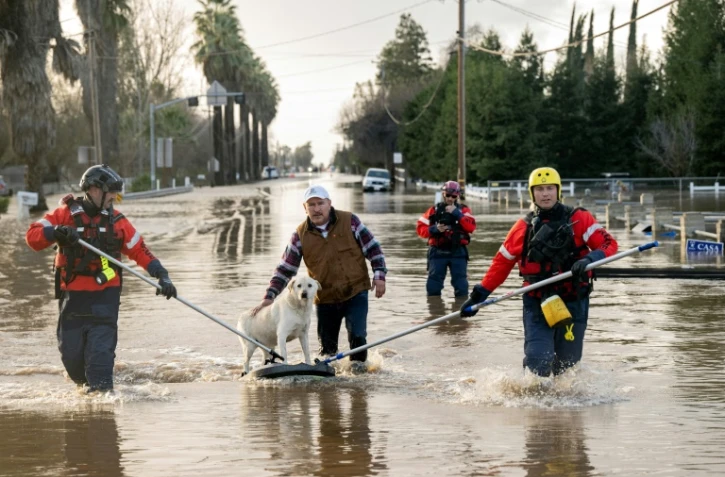 Les tempêtes en Californie font 17 morts, un enfant de 5 ans disparu