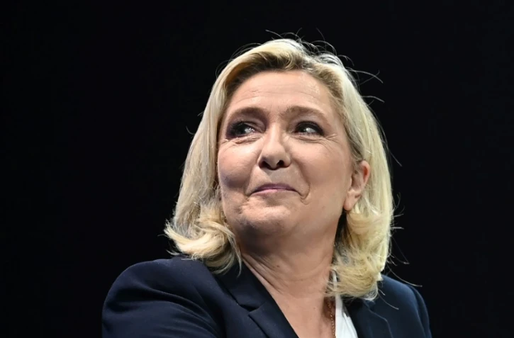 Le candidat écologiste Yannick Jadot en visite à Saint-Brevin-Les-Pins le 7 avril 2022