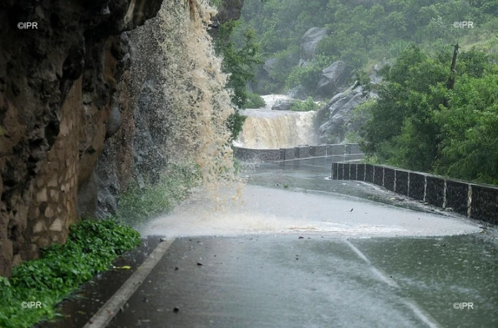 cyclone Dumazile