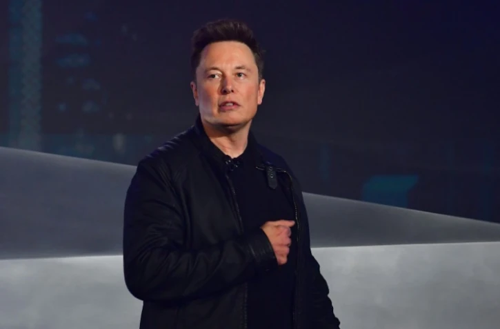 "Elon Musk a menti": début du procès sur des tweets du patron de Tesla