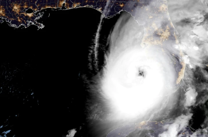 L'ouragan Ian fonce sur la Floride, des conséquences "catastrophiques" attendues
