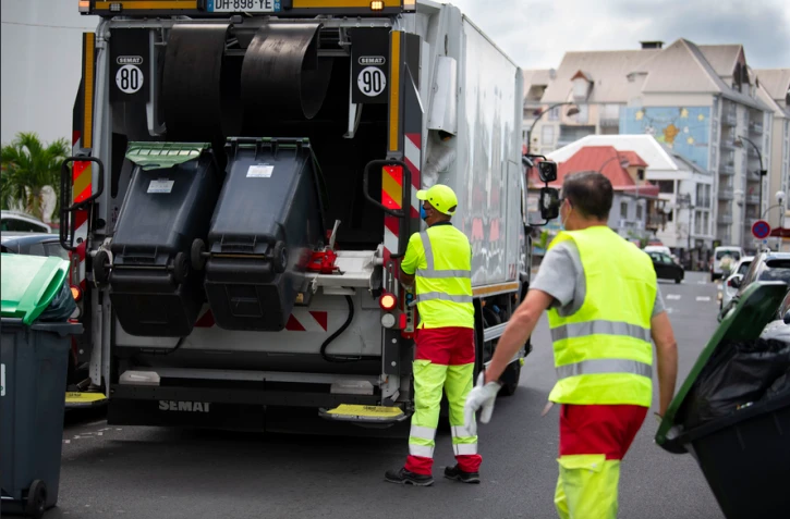 rattrapage collecte bacs verts par SUDEC