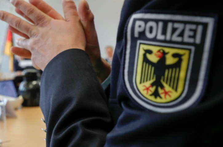 La police allemande dit avoir déjoué un attentat à la bome à la ricine