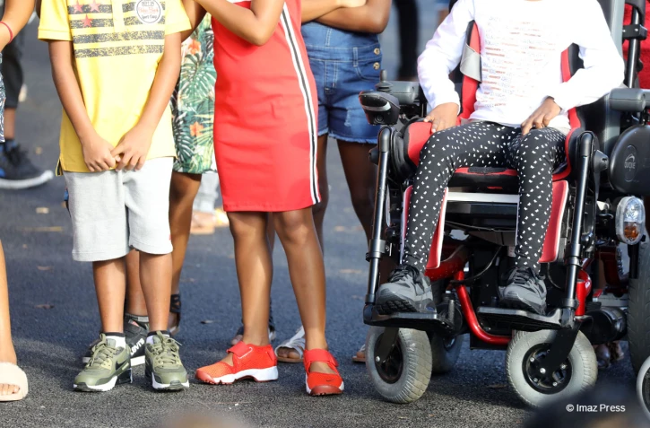 education handicapé scolaireen école primaire