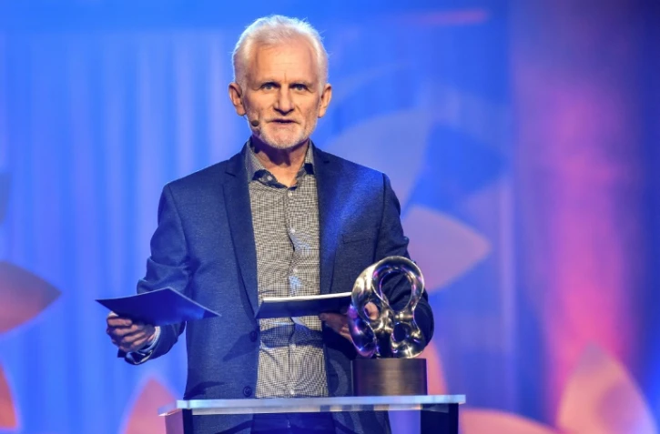 af62f24a712a8eb3ac9c303322cd69ab0fd734ae