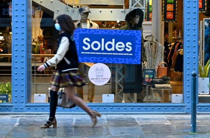 Ouverture des soldes d'hiver, entre inflation et concurrence des ventes privées